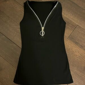 Black tank top with zipper size medium